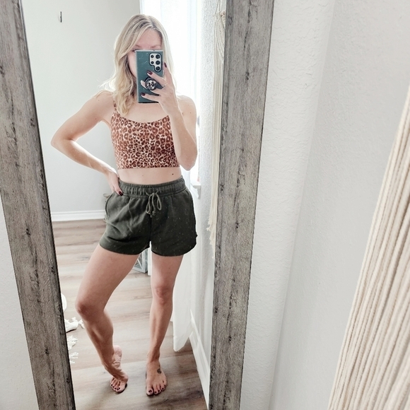 Wild Fable Fleece Drawstring Elastic Waist Dolphin Hem Shorts Athleisure S NEW - Picture 13 of 13